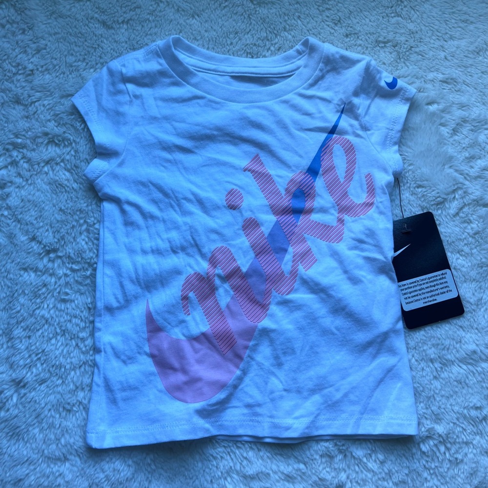 Nike Toddler Girls White Graphic Swoosh Logo Short Sleeve T-Shirt Size 2T NWT